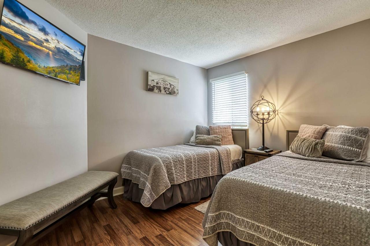 Cozy Resort-style Indoor Pool! Apartamento Gatlinburg